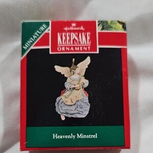 Vintage 1991 Hallmark Keepsake Ornament - Heavenly Minstrel